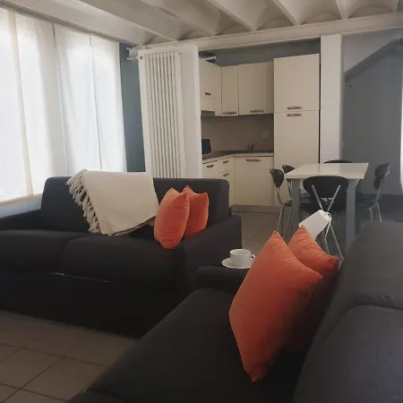 Tra E Montagna Casa Ideale 아파트 레코