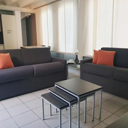 아파트 Tra E Montagna Casa Ideale 레코