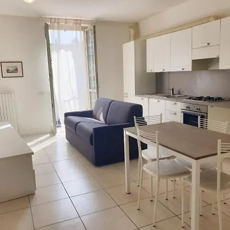 아파트 Tra E Montagna Casa Ideale 레코